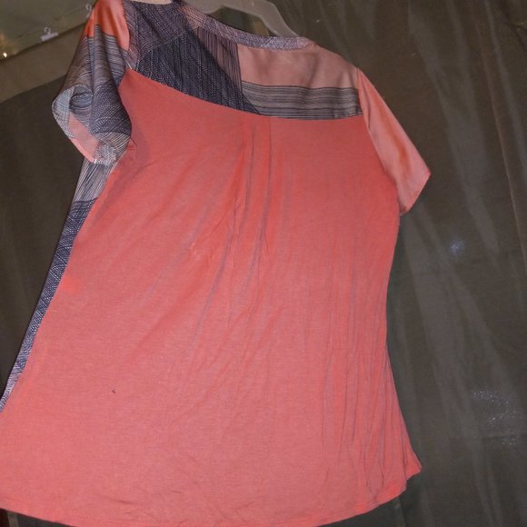 Pretty Peach Shirt - Picture 2 of 7